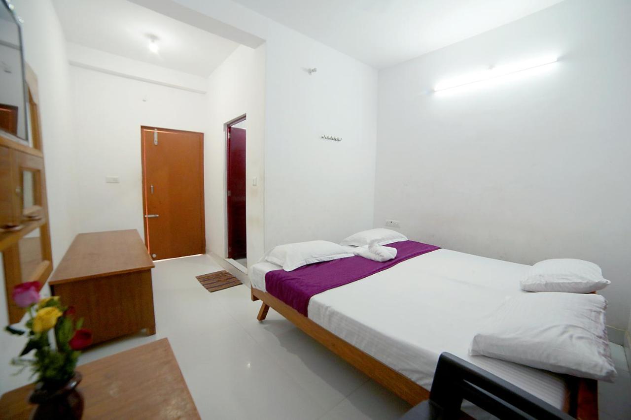 Hôtel Nandika Residency à Mahabalipuram Extérieur photo