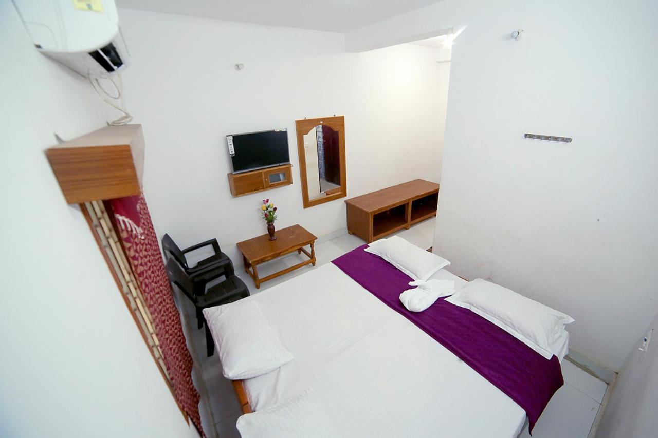 Hôtel Nandika Residency à Mahabalipuram Extérieur photo