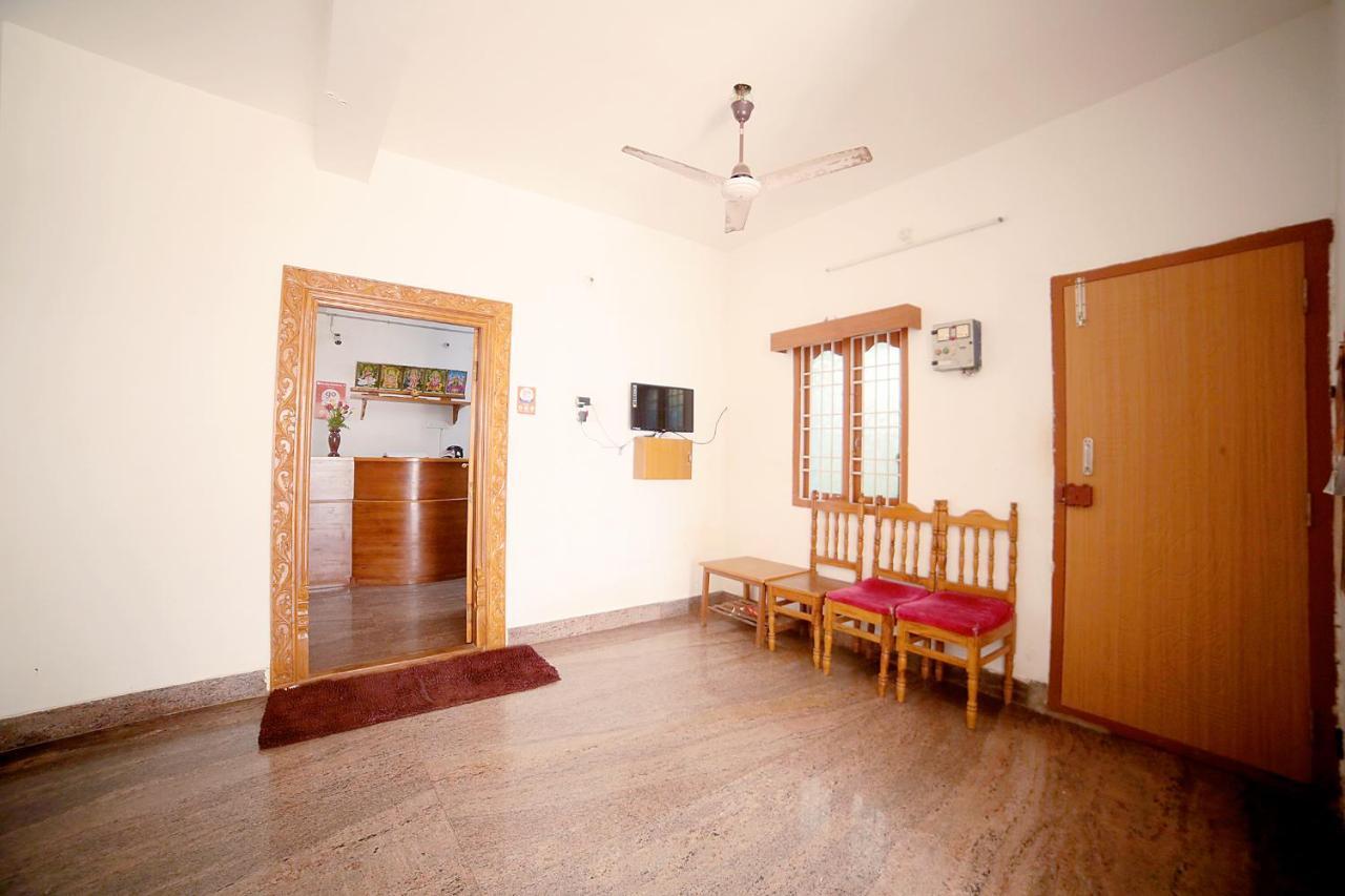 Hôtel Nandika Residency à Mahabalipuram Extérieur photo